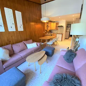  Apartment Duplex 8-10 P Avec Parking