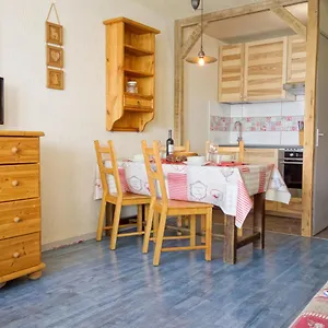  Apartment Le Prariond - Val Claret-6 By Interhome